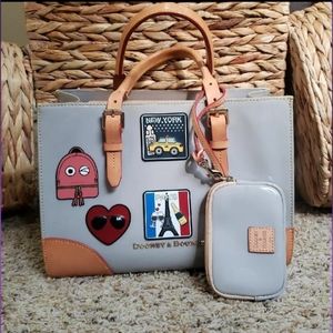 Dooney and Bourke Handbag Patent Leather Grey